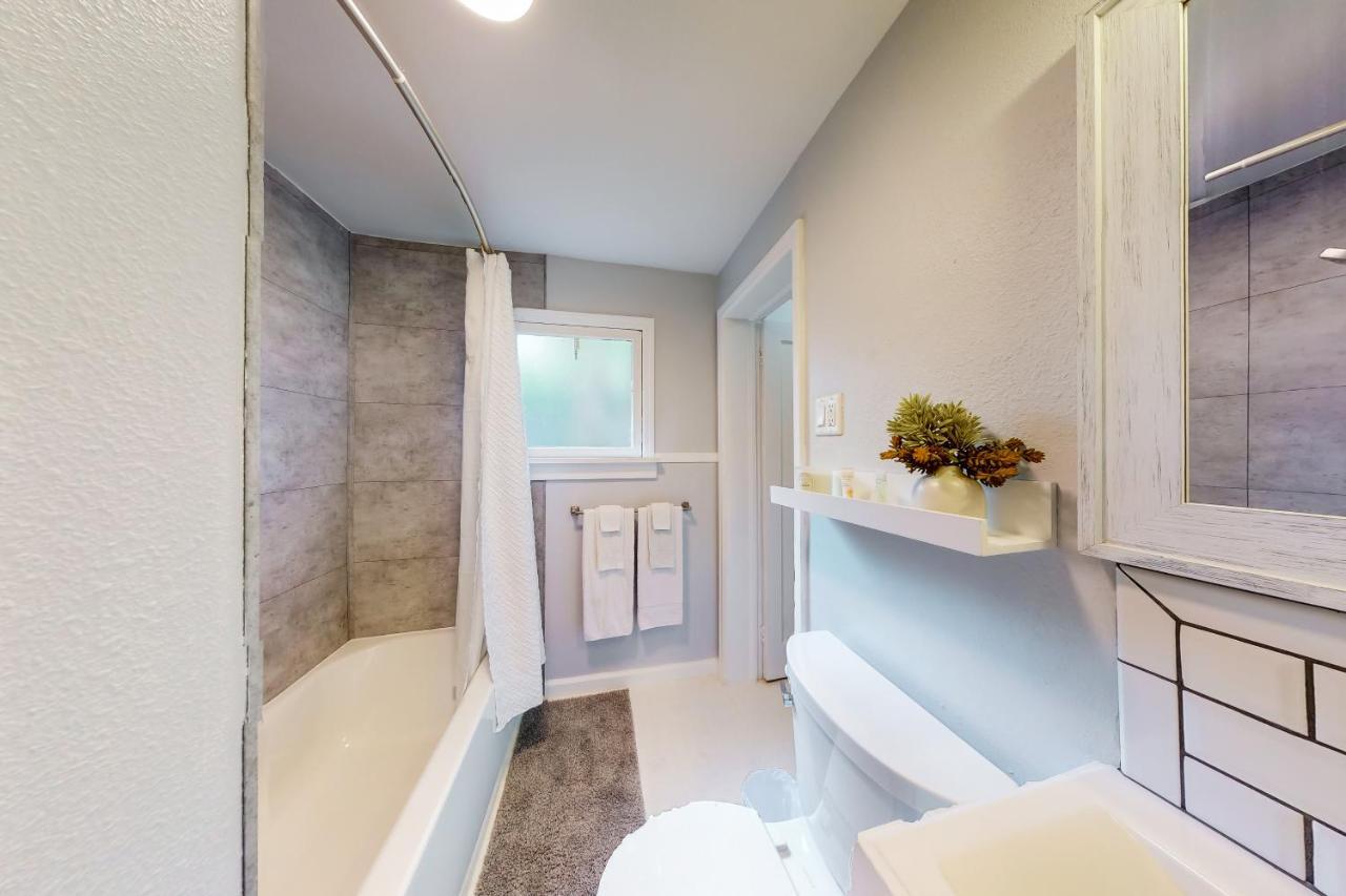Lake City Charmer Coeur d'Alene Ngoại thất bức ảnh